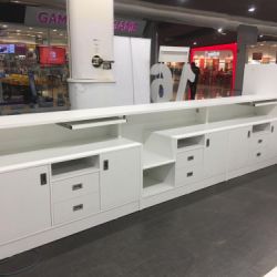 Mueble aparador para hostelería de color blanco